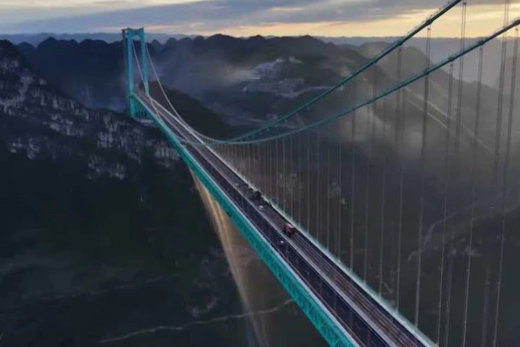 China inaugurates the world's highest bridge