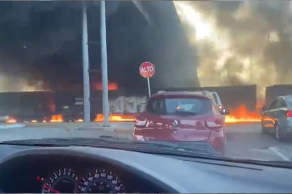 Flames from hell: burning train causes panic after collision with tanker in Mexico, several neighborhoods evacuated