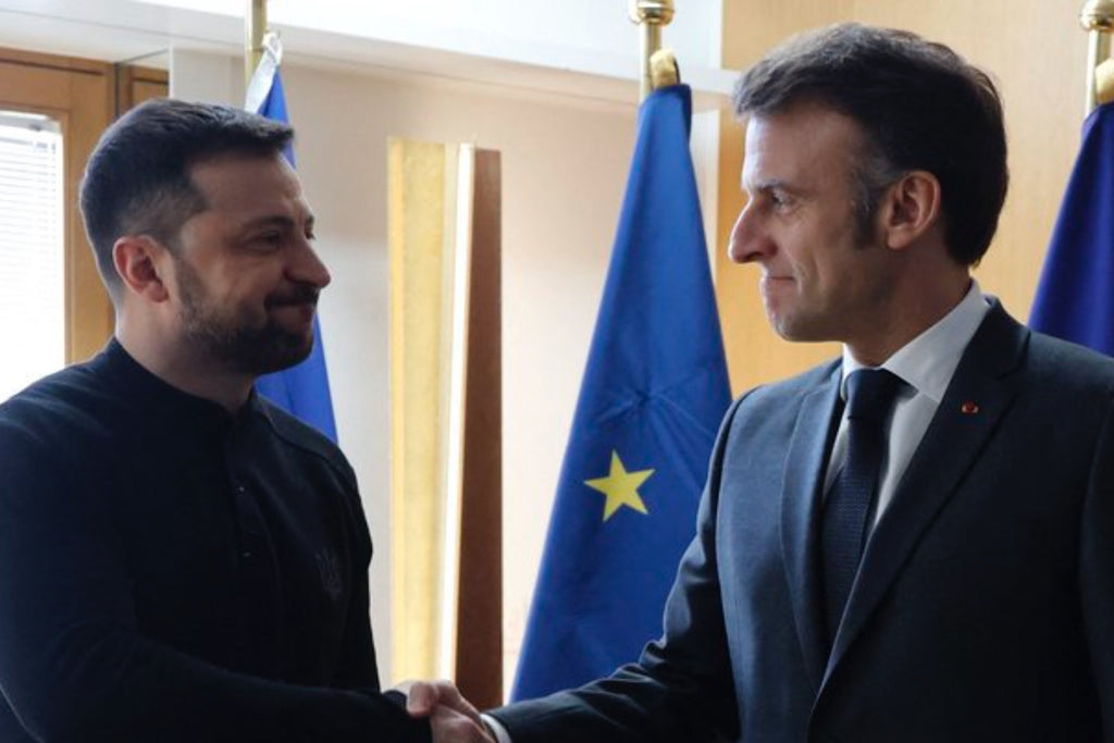 Macron and Zelensky call each other several times a day... but does the French president have any power over Putin?