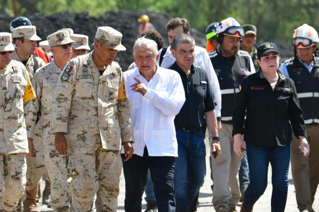 Underground miners in Mexico: the president on site