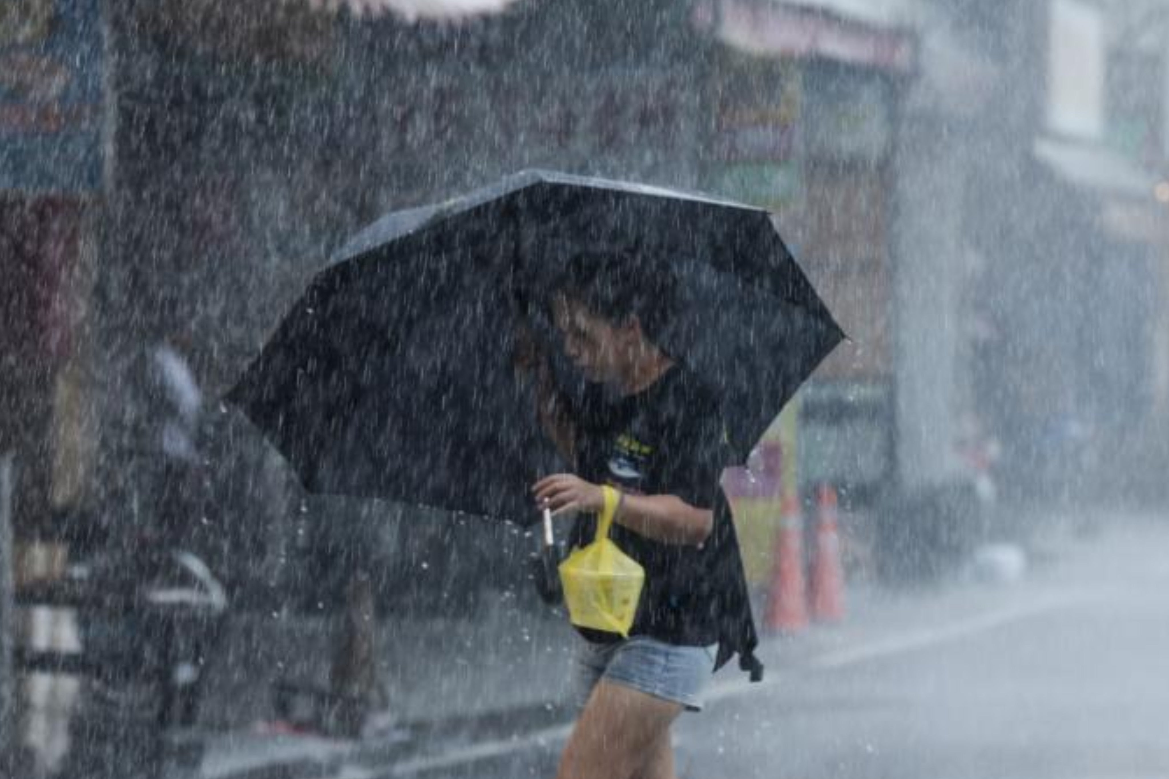 Typhoon Haikui makes landfall in Taiwan