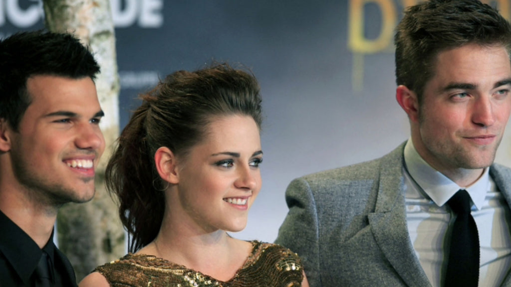 Good news for the fans of Bella and Edward: the Twilight saga will have its own series