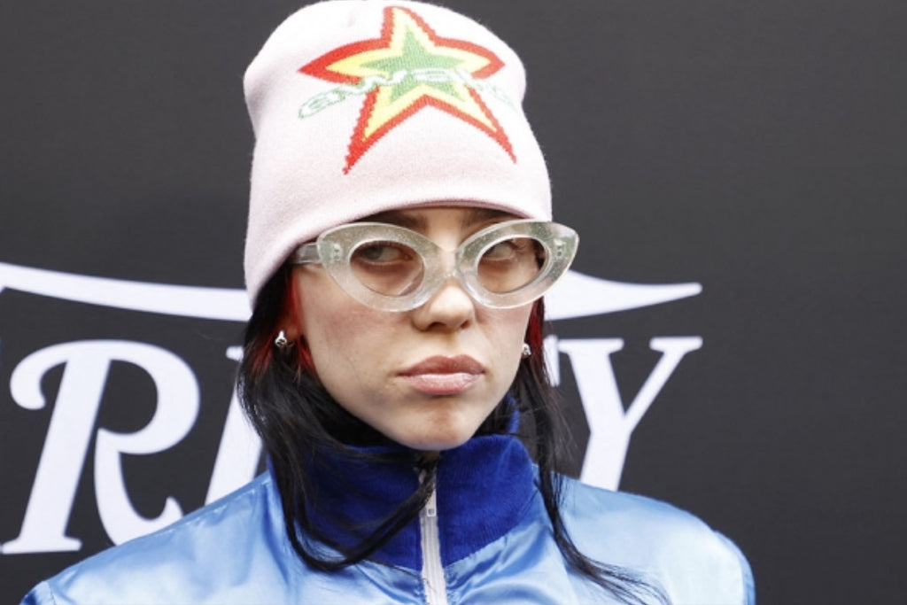 The tumble: after announcing her coming out, Billie Eilish loses... 100,000 followers on Instagram