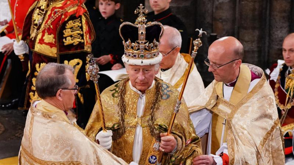 Consecration for Charles III, crowned in great pomp in London