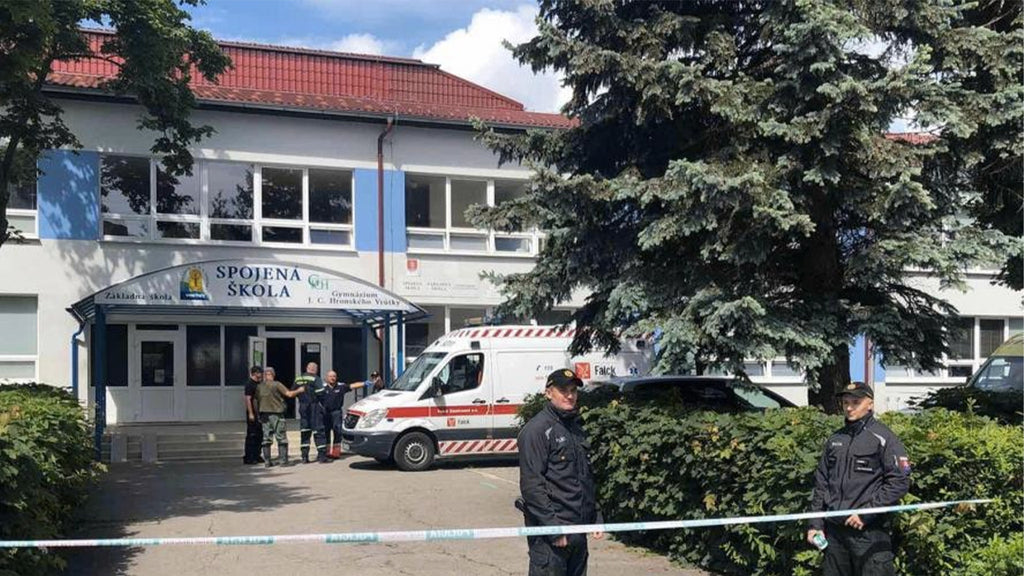 Knife attack on school in Slovakia: teacher killed, assailant killed by police